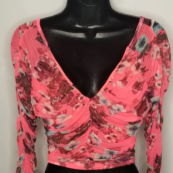 Free Press ruched mesh crop top floral - Picture 2 of 10
